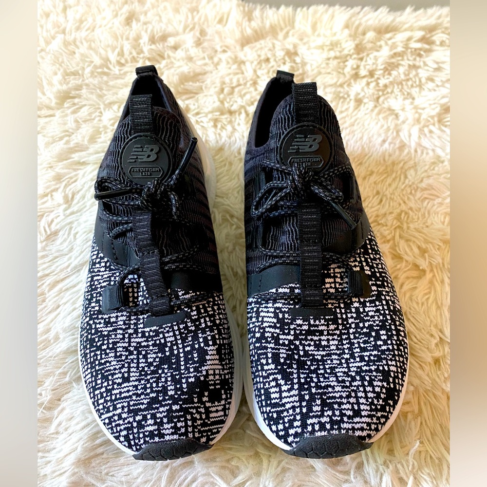 New Balance Women’s Slip On Athletic Shoes Black and White size 8.5 Width D